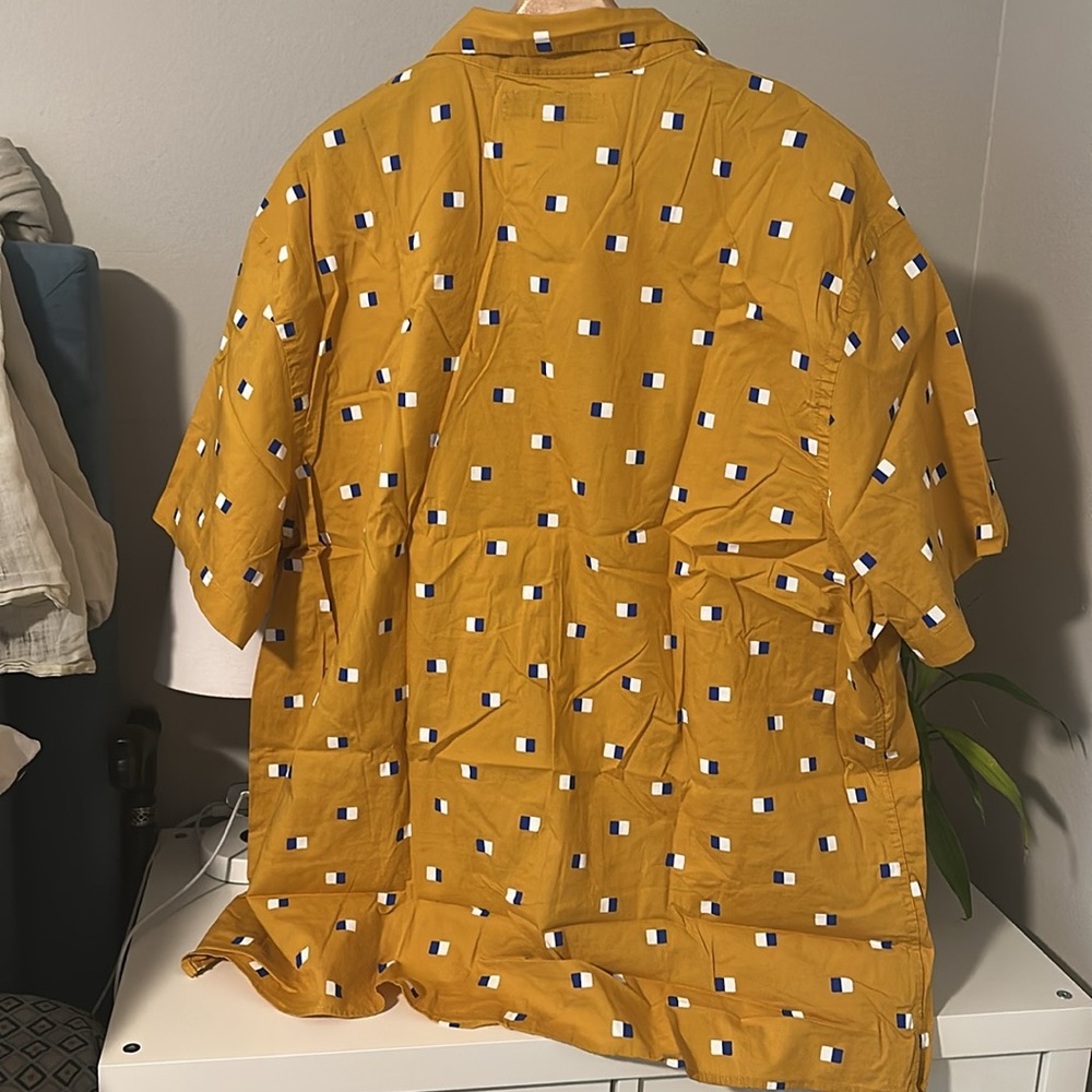 Yellow Lightweight Shirt Jacket with Pattern - Picture 2 of 5